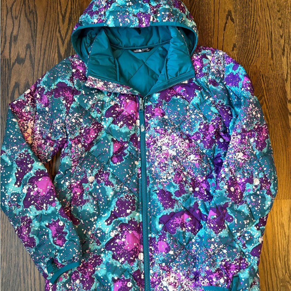 The North Face Girls Hooded Puffer Jacket Teal & Purple Paint Splatter 14/16 L